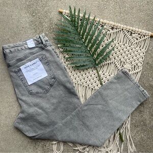 NWT Plus Size Good American High Rise Grey Jeans Size 16 - Good Classic